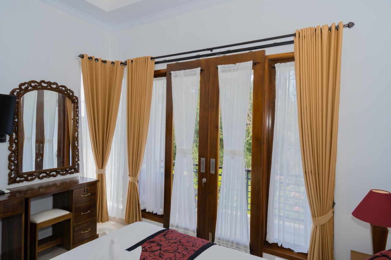 Lo Sari Bungalow Batununggul Bagian luar foto