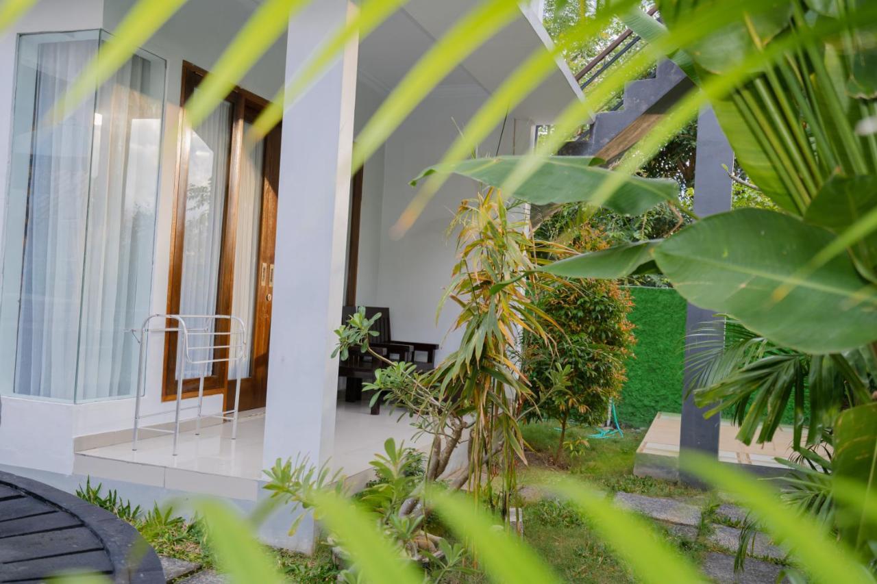 Lo Sari Bungalow Batununggul Bagian luar foto