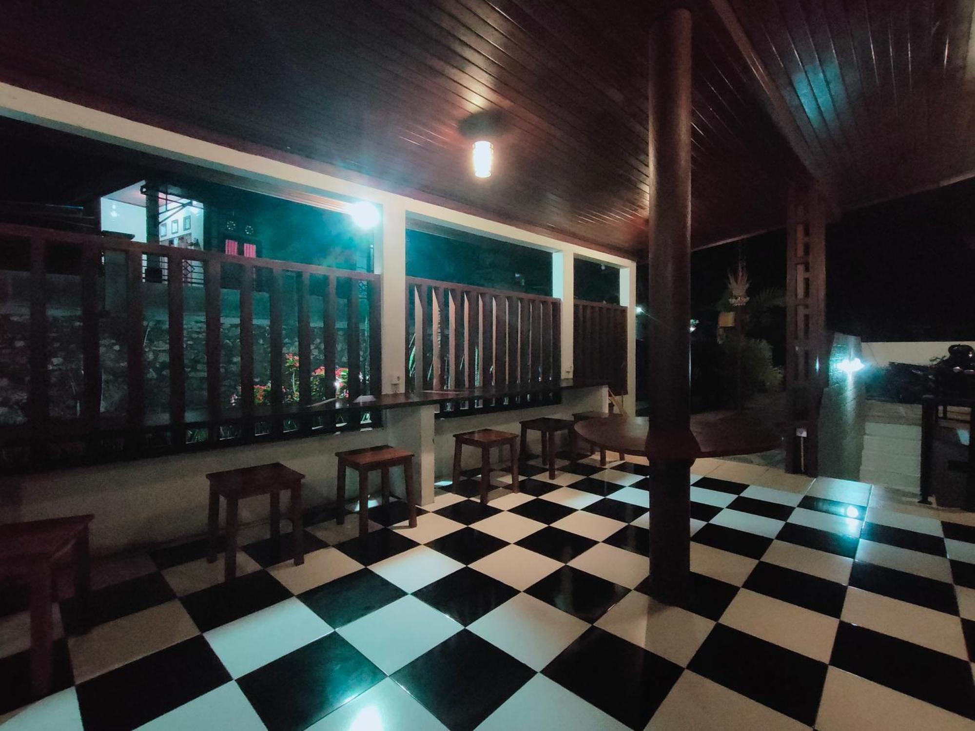 Lo Sari Bungalow Batununggul Bagian luar foto